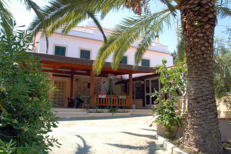 Hotel Incontro Peschici Exteriör bild
